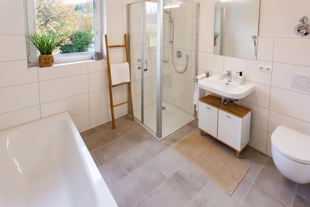 Grosse Cozy 4-Zi-Whg Mit Balkon Naehe Europa Park Und Rulantica Apartment Lahr  Bagian luar foto
